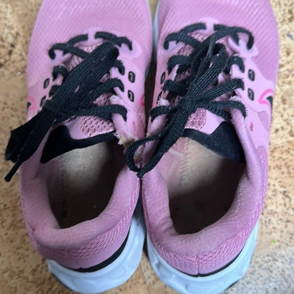 Nike Renew sneakers. Good condition Would be fantastic camp shoes! - Picture 4 of 11